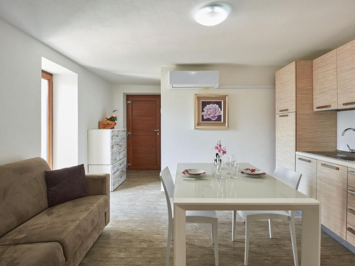 Apartment Rustico Maria - Dma390 By Interhome Vercana Exterior photo