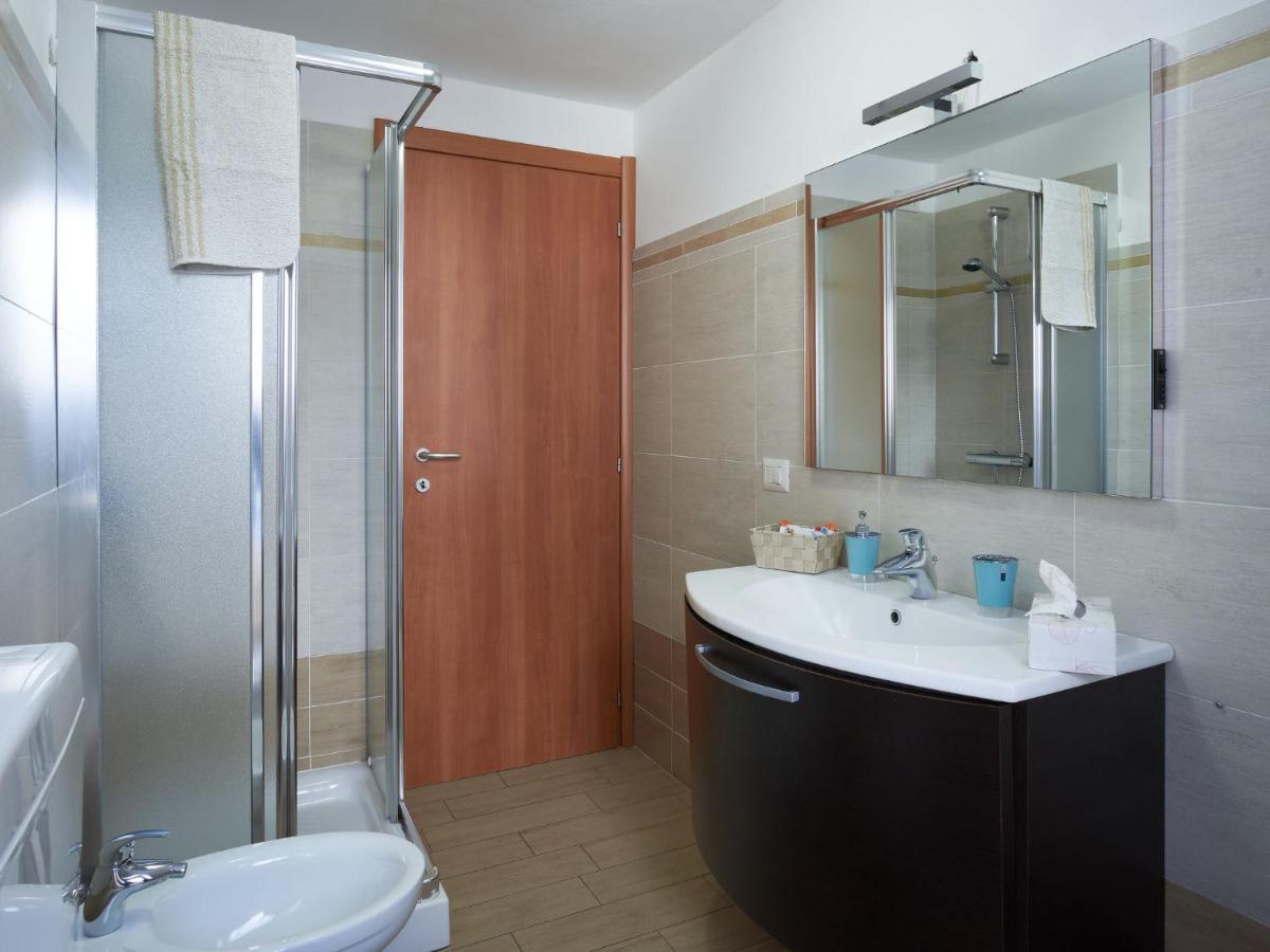 Apartment Rustico Maria - Dma390 By Interhome Vercana Exterior photo